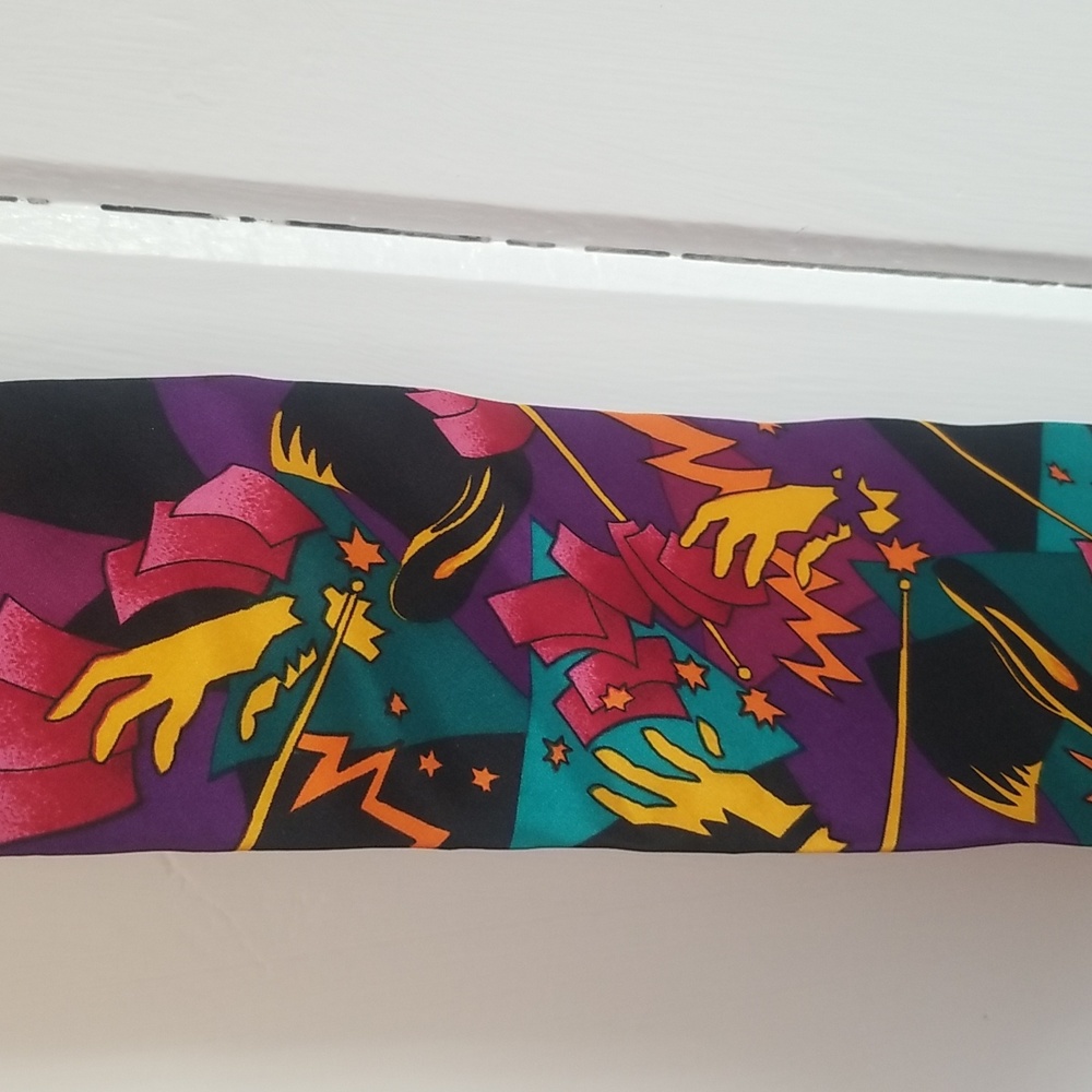 NWT Beatles Magical Mystery Tour Tie Vintage Nostagia Hippie Era Bright Bold Y2K